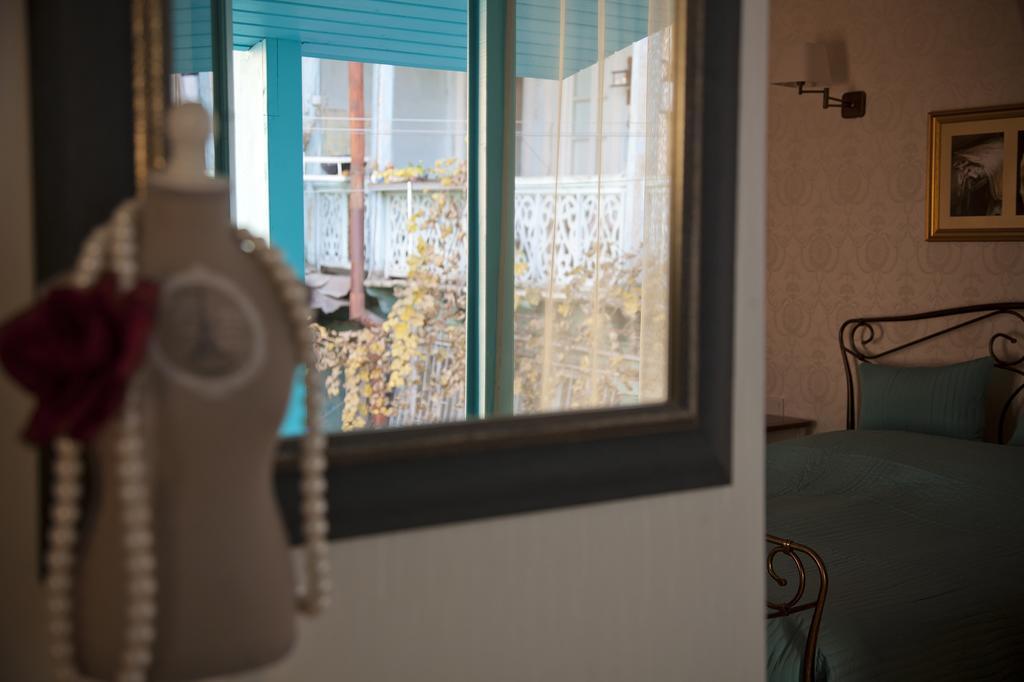 Apartment In Old Tbilisi Quarto foto
